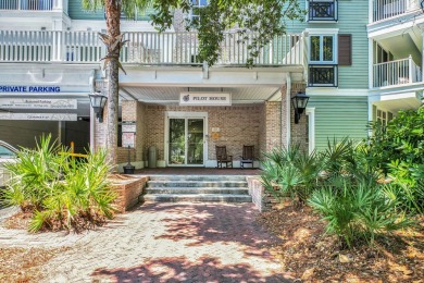 Gorgeous first level unit that lives large!  Located in the on Sandestin Golf and Beach Resort - Raven in Florida - for sale on GolfHomes.com, golf home, golf lot