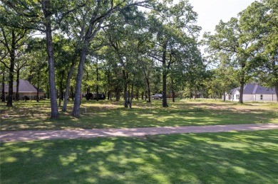 Golf course living at the lake! What a tranquil and beautiful on Pinnacle Golf and Boat Club in Texas - for sale on GolfHomes.com, golf home, golf lot