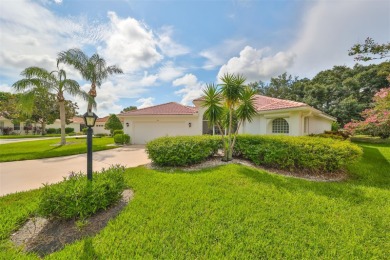 QUAIL PASS IN KINGS POINT - RARE SINGLE FAMILY, 3 bedroom, 2 on Falcon Watch Golf Club in Florida - for sale on GolfHomes.com, golf home, golf lot