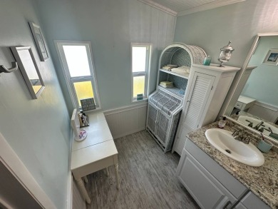 Lot Rent $1075 monthly     This beautiful 2-bedroom, 2 bathroom on Del Tura Golf and Country Club in Florida - for sale on GolfHomes.com, golf home, golf lot