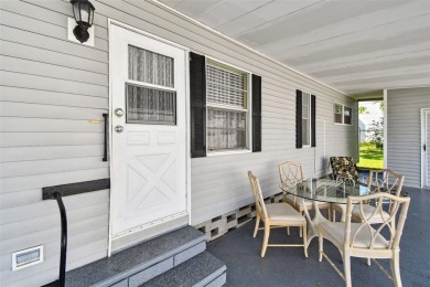Charming Age-Qualified 2 Bedroom/ 2 Bathroom Home with Florida on Palm Hill Golf Club in Florida - for sale on GolfHomes.com, golf home, golf lot