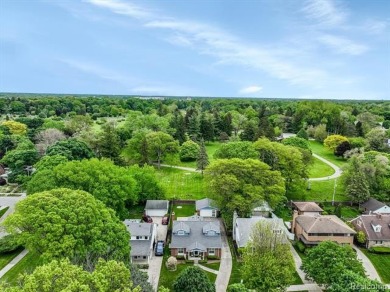 Welcome to a beautifully cared-for home in Historic Sherwood on Detroit Golf Club  in Michigan - for sale on GolfHomes.com, golf home, golf lot
