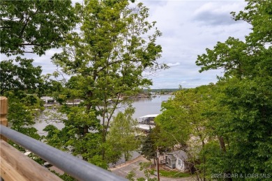 STOP THE CAR! Newly updated home that offers a spectacular lake on Sycamore Creek Golf Club in Missouri - for sale on GolfHomes.com, golf home, golf lot