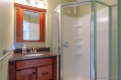 STOP THE CAR! Newly updated home that offers a spectacular lake on Sycamore Creek Golf Club in Missouri - for sale on GolfHomes.com, golf home, golf lot