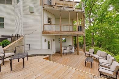 STOP THE CAR! Newly updated home that offers a spectacular lake on Sycamore Creek Golf Club in Missouri - for sale on GolfHomes.com, golf home, golf lot