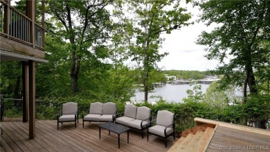 STOP THE CAR! Newly updated home that offers a spectacular lake on Sycamore Creek Golf Club in Missouri - for sale on GolfHomes.com, golf home, golf lot