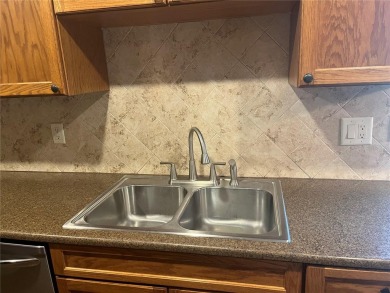 Looking for an UPDATED, move-in ready condo? Look no further on Heather Golf and Country Club in Florida - for sale on GolfHomes.com, golf home, golf lot