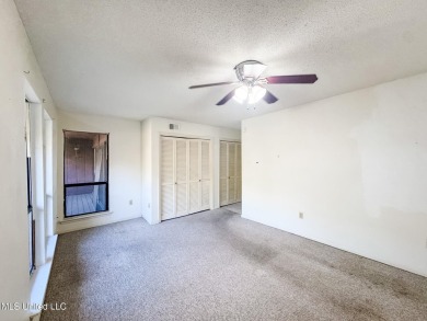 JUST REDUCED To SELL! 2 BEDROOM/ 2 BATH CONDO WITH AMAZING VIEWS on Diamondhead Country Club in Mississippi - for sale on GolfHomes.com, golf home, golf lot