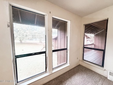 JUST REDUCED To SELL! 2 BEDROOM/ 2 BATH CONDO WITH AMAZING VIEWS on Diamondhead Country Club in Mississippi - for sale on GolfHomes.com, golf home, golf lot
