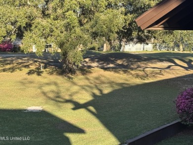 JUST REDUCED To SELL! 2 BEDROOM/ 2 BATH CONDO WITH AMAZING VIEWS on Diamondhead Country Club in Mississippi - for sale on GolfHomes.com, golf home, golf lot