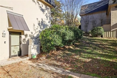 FHA and investor friendly! Welcome to 138 Elysian Way, an on Cross Creek Golf Course in Georgia - for sale on GolfHomes.com, golf home, golf lot