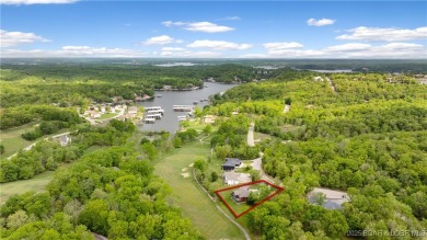 Welcome to this 6-bedroom, 4-full bath home, perfectly on Seasons Ridge At Four Seasons in Missouri - for sale on GolfHomes.com, golf home, golf lot