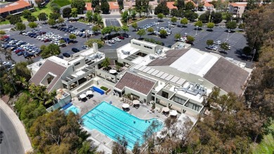Beautifully updated lower-level Catalina end unit in a peaceful on Leisure Village Par 3 Golf Course in California - for sale on GolfHomes.com, golf home, golf lot