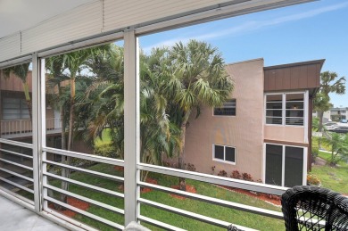 Stunning 2 BR 2 BTH top floor unit at King's Point  very on Kings Point Golf -Flanders Way in Florida - for sale on GolfHomes.com, golf home, golf lot