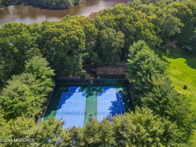 A 2-bdrm & a den, ranch home nestled within the gated community on Shadow Lake Village in New Jersey - for sale on GolfHomes.com, golf home, golf lot