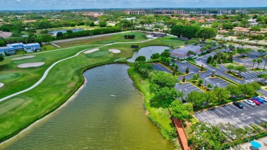 Stunning 2 BR 2 BTH top floor unit at King's Point  very on Kings Point Golf -Flanders Way in Florida - for sale on GolfHomes.com, golf home, golf lot