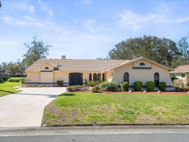 This 1990 Alexander Boca Grande Deluxe pool home is located on on Glen Lakes Country Club in Florida - for sale on GolfHomes.com, golf home, golf lot