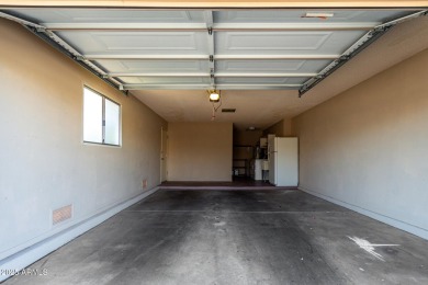 Experience a delightful adult living in vibrant Sun City! on Hillcrest Golf Club in Arizona - for sale on GolfHomes.com, golf home, golf lot