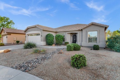 Refreshed 2-bedroom, 2-bathroom home with versatile den on Lone Tree Golf Club in Arizona - for sale on GolfHomes.com, golf home, golf lot