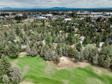 Exceptional golf course home in Rivers Edge Village backing up on Rivers Edge Golf Resort in Oregon - for sale on GolfHomes.com, golf home, golf lot
