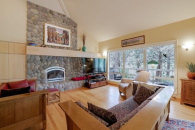 Exceptional golf course home in Rivers Edge Village backing up on Rivers Edge Golf Resort in Oregon - for sale on GolfHomes.com, golf home, golf lot