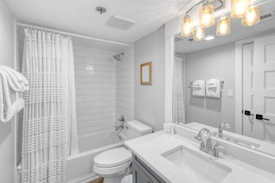 This beautifully appointed 2-bedroom, 2-bath condo is move-in or on Sandestin Golf and Beach Resort - The Links in Florida - for sale on GolfHomes.com, golf home, golf lot