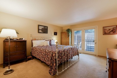 Exceptional golf course home in Rivers Edge Village backing up on Rivers Edge Golf Resort in Oregon - for sale on GolfHomes.com, golf home, golf lot