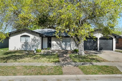 Step into space, style, and a location that truly delivers! This on Oso Beach Municipal Golf Course in Texas - for sale on GolfHomes.com, golf home, golf lot