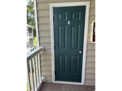 This warm and inviting 2-bedroom, 2-bathroom Condo features an on Palmetto Greens Golf and Country Club in South Carolina - for sale on GolfHomes.com, golf home, golf lot