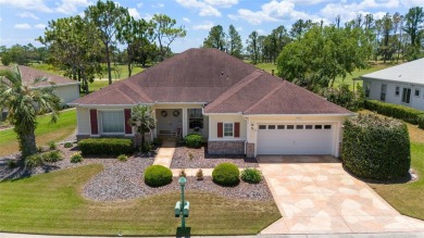 Golf Course Frontage | Turnkey | Hampton Model
Situated along on Eagle Ridge At Spruce Creek Country Club in Florida - for sale on GolfHomes.com, golf home, golf lot