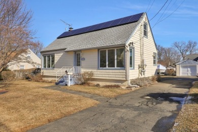 Nestled just three blocks from Short Beach, this charming Cape on Short Beach Golf Course in Connecticut - for sale on GolfHomes.com, golf home, golf lot