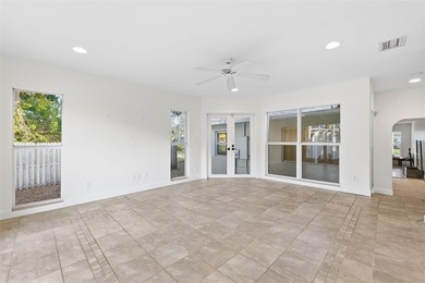 Fantastic opportunity on Snell Isle--this property is ready for on The Renaisssance Vinoy Golf Club in Florida - for sale on GolfHomes.com, golf home, golf lot