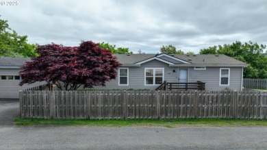 Welcome to this delightful three-bedroom, two-bath home situated on Gearhart Golf Links in Oregon - for sale on GolfHomes.com, golf home, golf lot