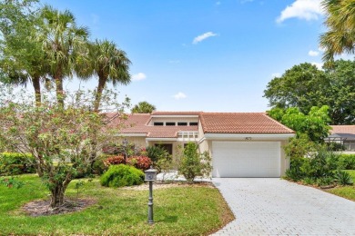2/3 Bedroom 1 Story Villa with Garage and Golf Course Views! New on Hunters Run Golf and Country Club in Florida - for sale on GolfHomes.com, golf home, golf lot