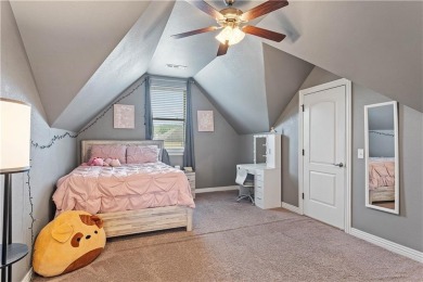 Check out this 5 bedroom, 3 bath home in Fayetteville. It has on Stonebridge Meadows Golf Club in Arkansas - for sale on GolfHomes.com, golf home, golf lot
