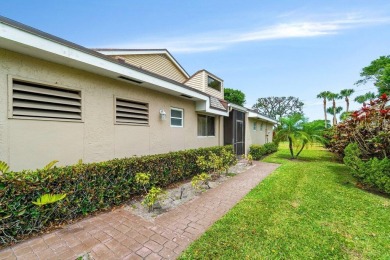 Discover the charm of this well-designed 3-bedroom, 2.5-bathroom on Fountains Golf and Country Club in Florida - for sale on GolfHomes.com, golf home, golf lot