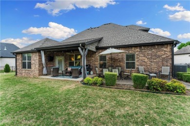 Check out this 5 bedroom, 3 bath home in Fayetteville. It has on Stonebridge Meadows Golf Club in Arkansas - for sale on GolfHomes.com, golf home, golf lot