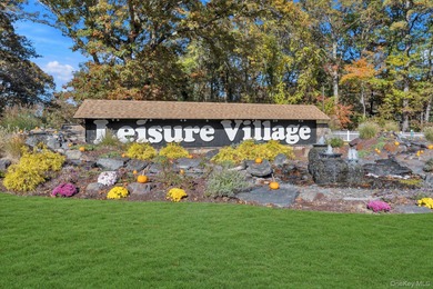 Welcome to 416 A Weymouth Ct, Ridge NY, a delightful 2-bedroom on Leisure Village Golf Course in New York - for sale on GolfHomes.com, golf home, golf lot