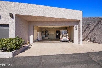 Beautiful Golf Course Condo with Lake Views! Discover golf on London Bridge Golf Course in Arizona - for sale on GolfHomes.com, golf home, golf lot