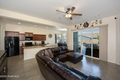 Beautiful 3BR, 2 Bath home in Quailwood.  Like new, Move in on Quail Wood Greens Golf Course in Arizona - for sale on GolfHomes.com, golf home, golf lot