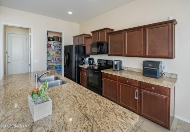 Beautiful 3BR, 2 Bath home in Quailwood.  Like new, Move in on Quail Wood Greens Golf Course in Arizona - for sale on GolfHomes.com, golf home, golf lot