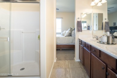 Beautiful 3BR, 2 Bath home in Quailwood.  Like new, Move in on Quail Wood Greens Golf Course in Arizona - for sale on GolfHomes.com, golf home, golf lot