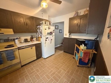 Affordable Shepherd Hills End Unit Townhouse. Home offers first on Shepherd Hills Golf Club in Pennsylvania - for sale on GolfHomes.com, golf home, golf lot