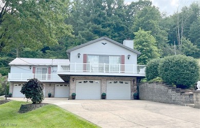 Welcome to 411 E. Mohawk Dr., Malvern. Nestled in the private on Lake Mohawk Golf Club in Ohio - for sale on GolfHomes.com, golf home, golf lot