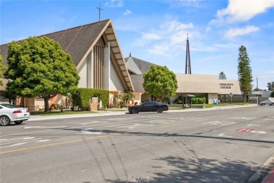 Bright and Cozy Corner Unit in Mutual 2 - Nestled in the on Leisure World Seal Beach Golf Course in California - for sale on GolfHomes.com, golf home, golf lot