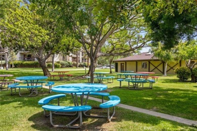 Bright and Cozy Corner Unit in Mutual 2 - Nestled in the on Leisure World Seal Beach Golf Course in California - for sale on GolfHomes.com, golf home, golf lot