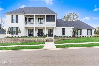 Are you wanting the cutest home on the block? Look no further on Southern Trace Country Club in Louisiana - for sale on GolfHomes.com, golf home, golf lot