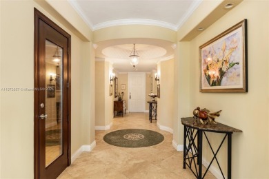 This stunning penthouse spans 3,501 sqft of luxurious indoor on  in Florida - for sale on GolfHomes.com, golf home, golf lot