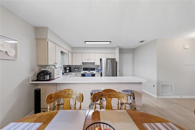 Welcome Home! LOVELY VILLA BEING OFFERED FULLY FURNISHED AND on The Links of Spruce Creek in Florida - for sale on GolfHomes.com, golf home, golf lot