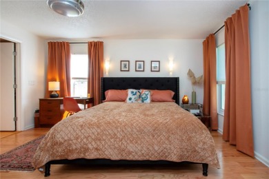 Wow. Don't miss this stylish, serene villa in Sarasota's 55+ on Village Green Golf Club of Sarasota in Florida - for sale on GolfHomes.com, golf home, golf lot